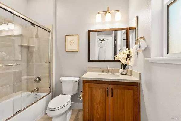 Santa Rosa, CA 95403,1972 Gardenview CIR