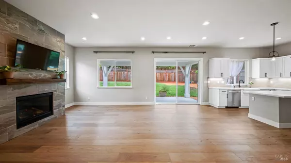 Santa Rosa, CA 95404,3566 Aaron DR