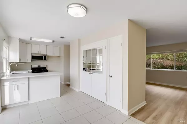 Benicia, CA 94510,117 Sunset CIR 37
