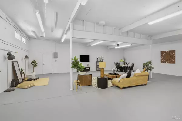 Vallejo, CA 94590,632 6th ST