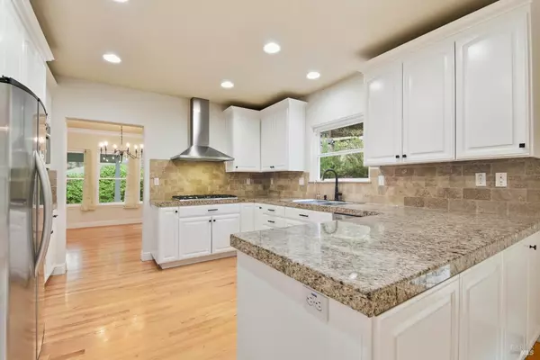 Santa Rosa, CA 95404,3136 Chanate RD