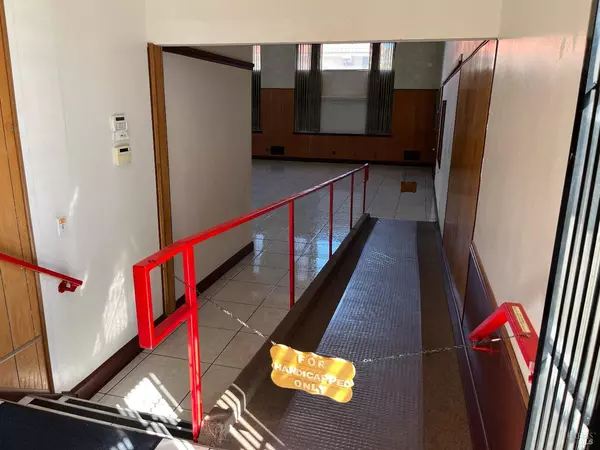 Vallejo, CA 94590,831 Tennessee ST