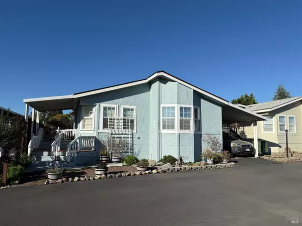 1037 Lake DR 1039, Windsor, CA 95492