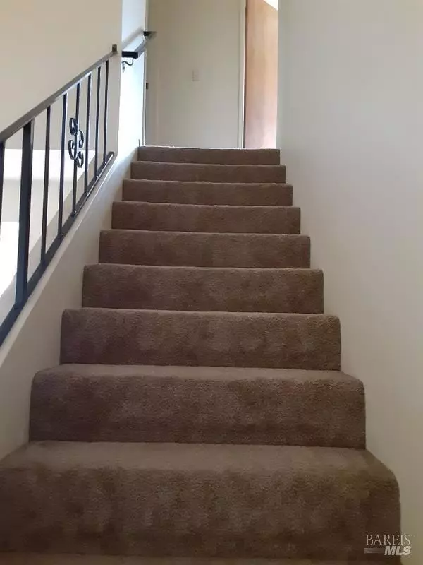 Santa Rosa, CA 95405,2310 Maher DR