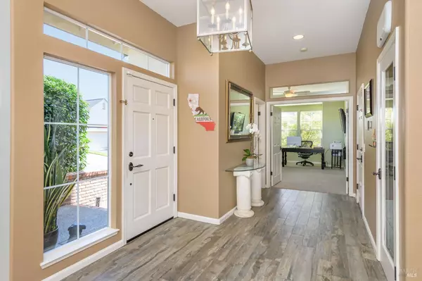 Petaluma, CA 94954,2 Wedgewood CT