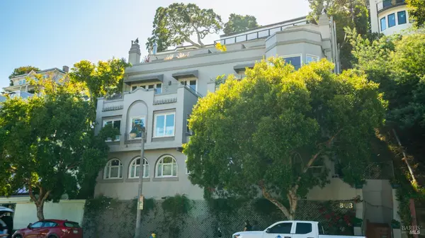 833 Bridgeway 5, Sausalito, CA 94965