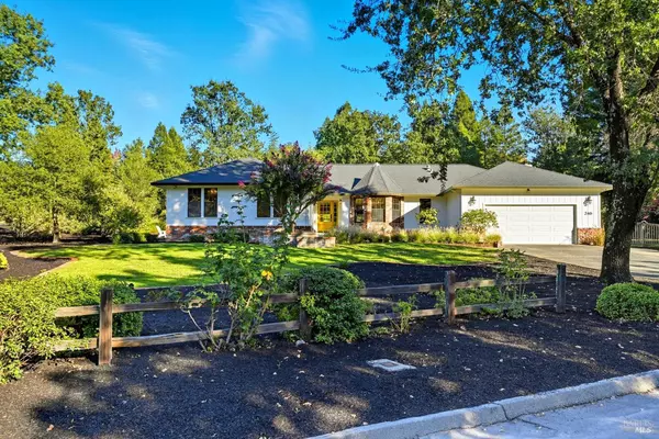 246 Zinfandel RD, Healdsburg, CA 95448