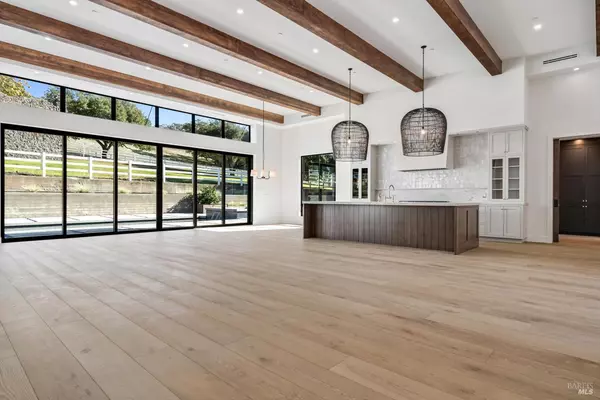 Santa Rosa, CA 95403,208 Ursuline RD