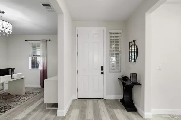 Fairfield, CA 94533,2437 Sanders LN