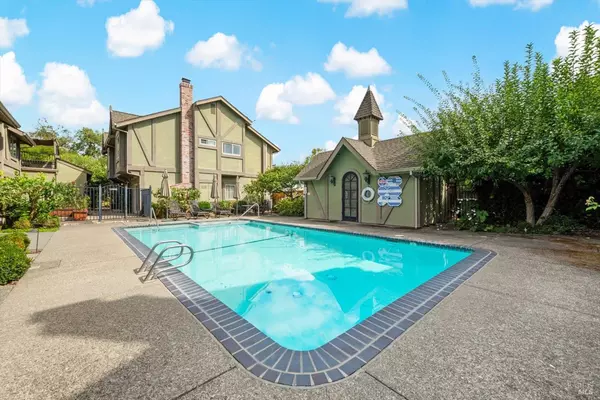 945 Hunt AVE, St. Helena, CA 94574