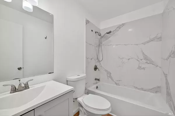 Fairfield, CA 94533,725 SEQUOIA DR