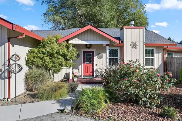 1809 Alice DR, Penngrove, CA 94951
