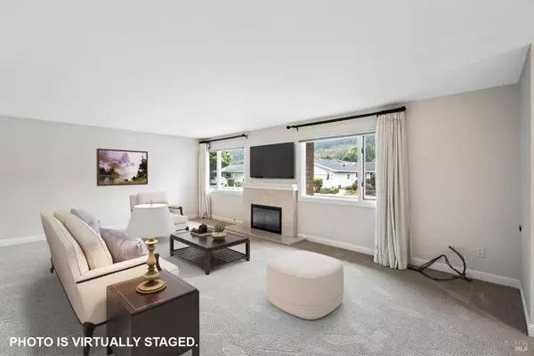 Santa Rosa, CA 95409,6549 Meadowridge DR
