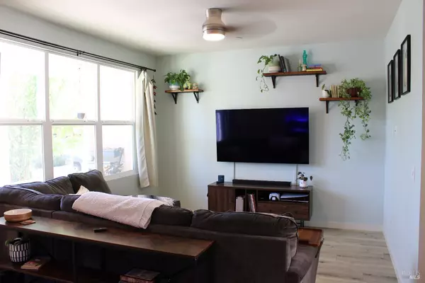 Santa Rosa, CA 95407,3677 Sebastopol RD