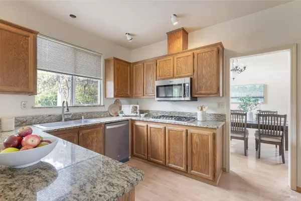 Vacaville, CA 95688,734 Shannon DR