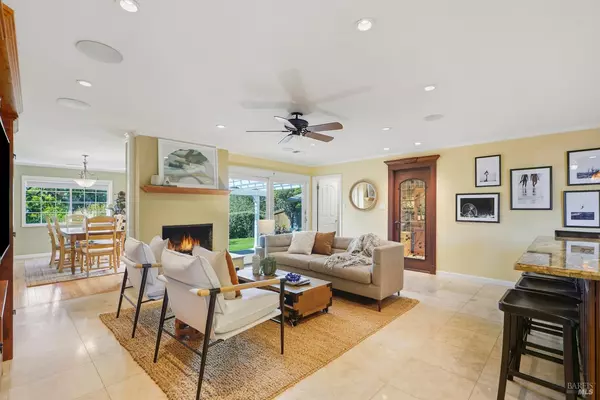 Novato, CA 94947,48 Cambridge HTS