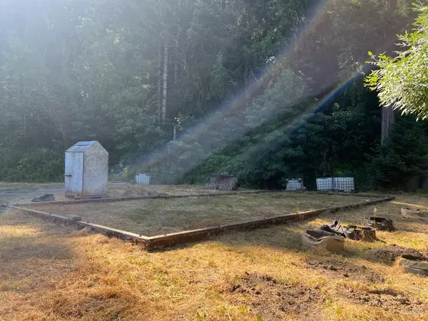 1901 Fort Bragg RD, Willits, CA 95490