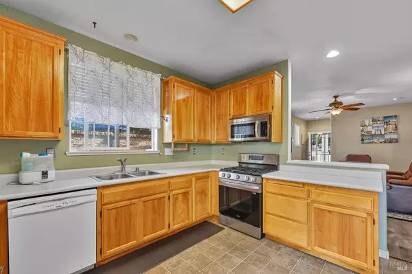 Santa Rosa, CA 95403,111 Mark West Commons CIR