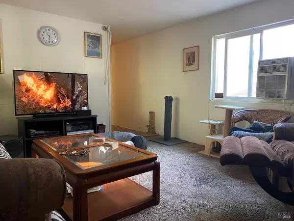 Nice, CA 95464,7360 Lassen ST
