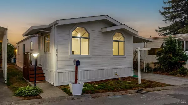 Santa Rosa, CA 95403,817 Mercie ST