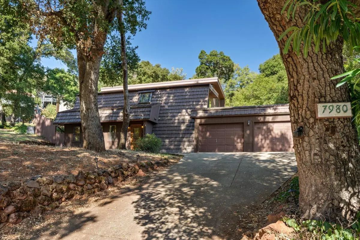 Kelseyville, CA 95451,7980 Buckingham CT