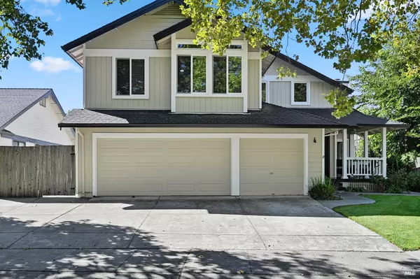 Petaluma, CA 94954,4 Starling DR