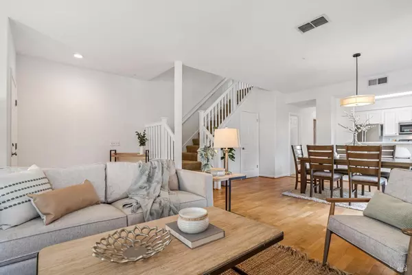 Novato, CA 94949,63 Gann WAY