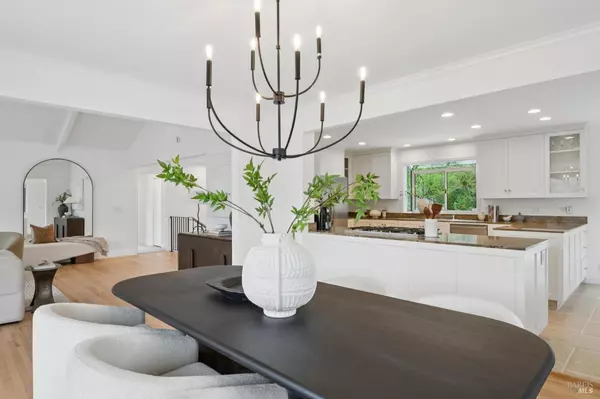 San Anselmo, CA 94960,16 Dutch Valley LN