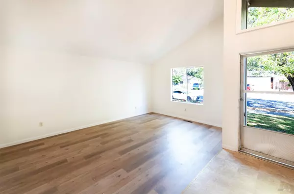 Santa Rosa, CA 95403,3593 Banyan ST