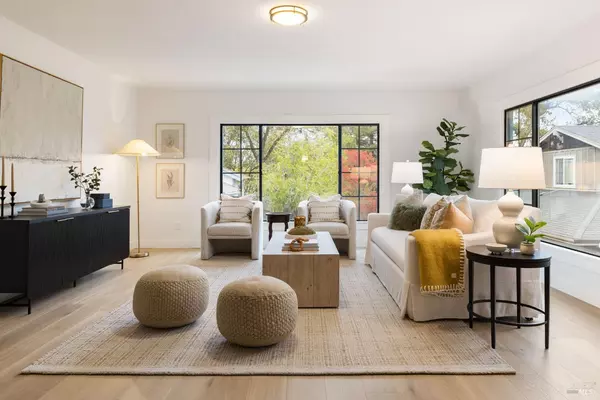 Cotati, CA 94931,377 Maple AVE