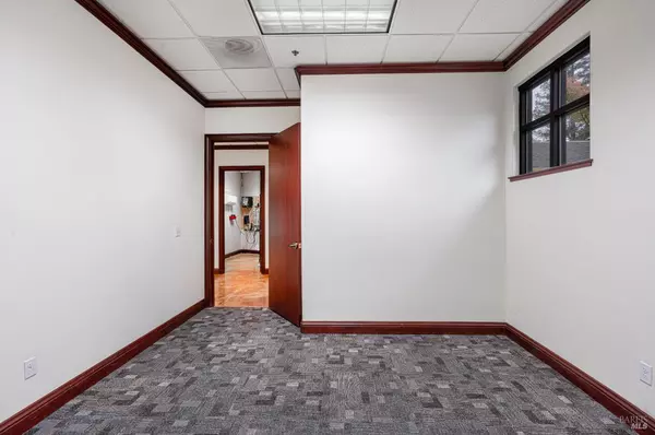 Windsor, CA 95492,810 DenBeste CT 107