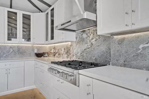 Oakland, CA 94602,3330 Monterey BLVD