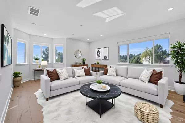 Oakland, CA 94602,3330 Monterey BLVD