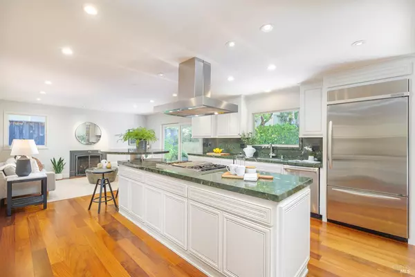 San Rafael, CA 94903,814 Butternut DR