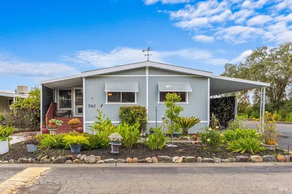 5763 Mobile DR, Santa Rosa, CA 95401