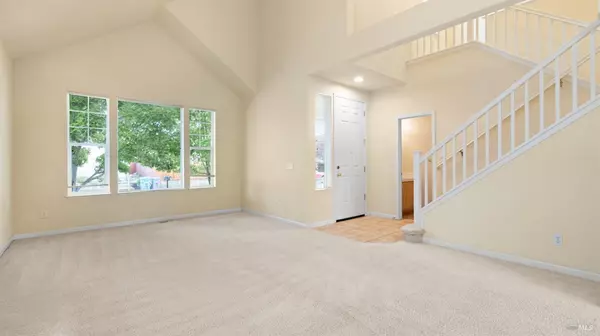 Santa Rosa, CA 95409,305 Hansbery WAY