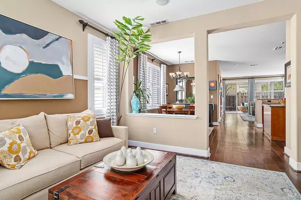 San Rafael, CA 94903,109 Boxwood DR