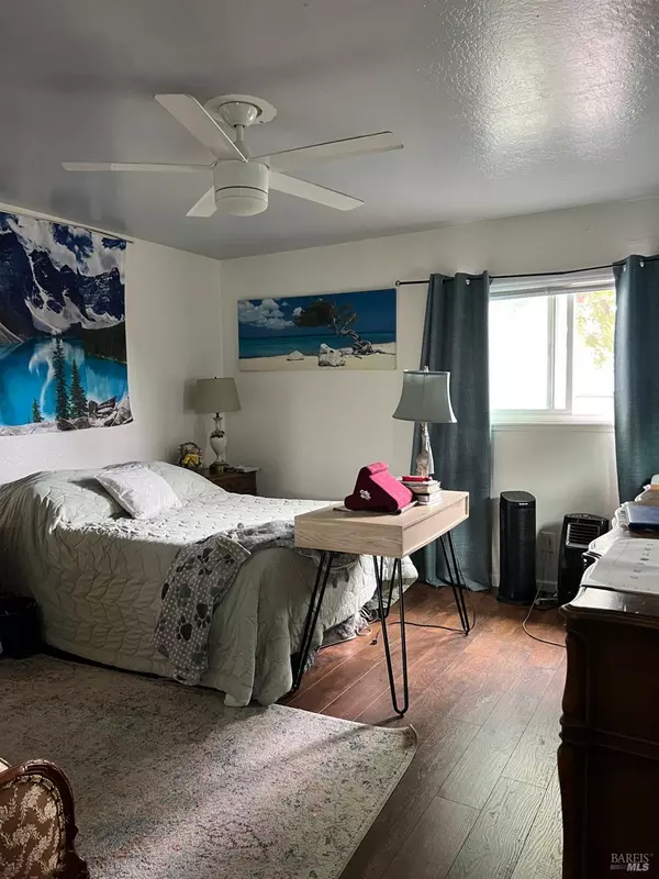 Vallejo, CA 94590,1836 Florida ST