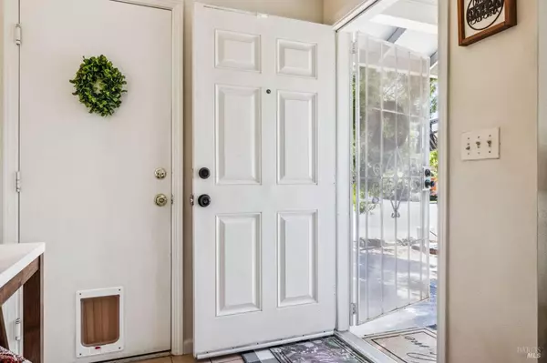 Cloverdale, CA 95425,118 Garden Circle WAY