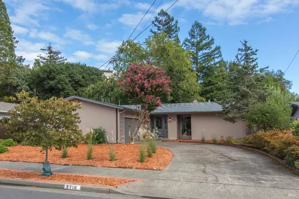 2718 Las Gallinas AVE, San Rafael, CA 94903