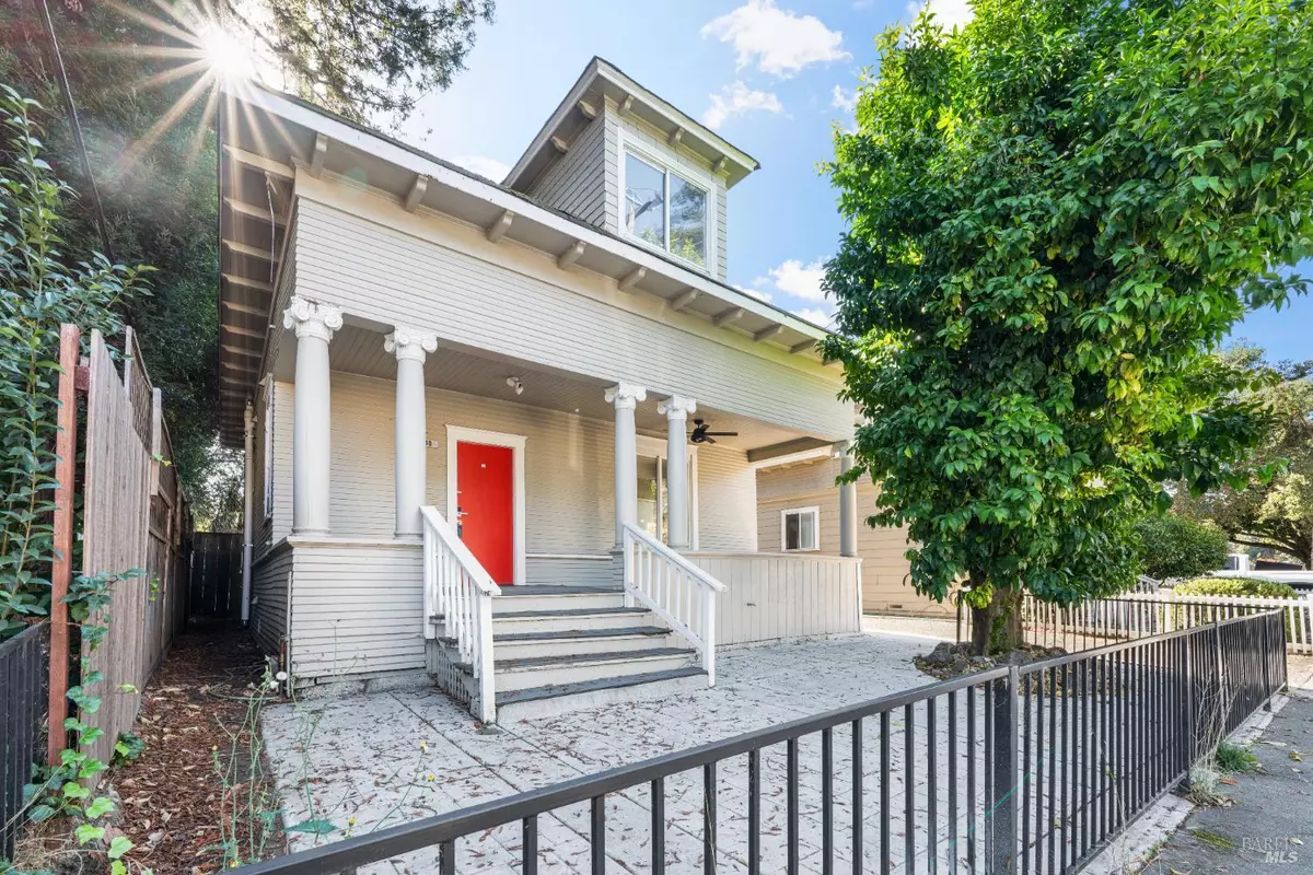 Santa Rosa, CA 95404,840 5th ST