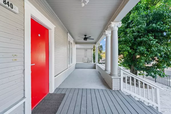 Santa Rosa, CA 95404,840 5th ST