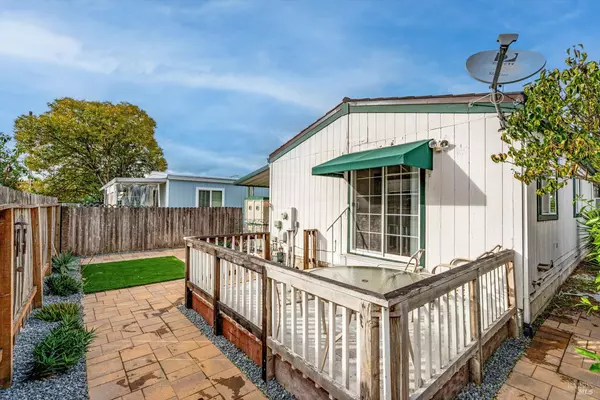 Santa Rosa, CA 95401,146 Westgate CIR