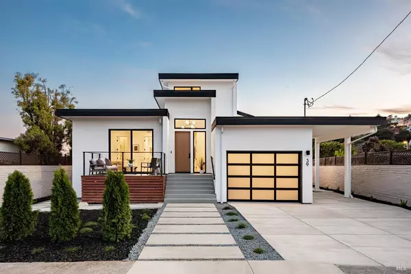 Mill Valley, CA 94941,39 Strawberry CIR