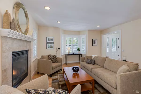 Cotati, CA 94931,8776 Logan PL