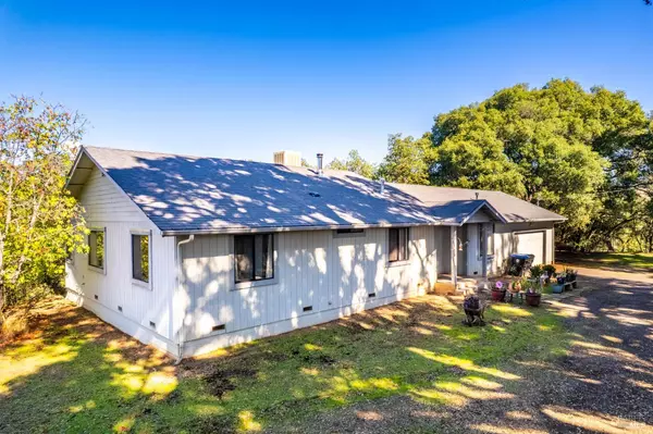 Redwood Valley, CA 95470,5430 Black Bart TRL #5434