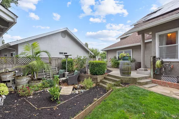 Cotati, CA 94931,121 Forno WAY