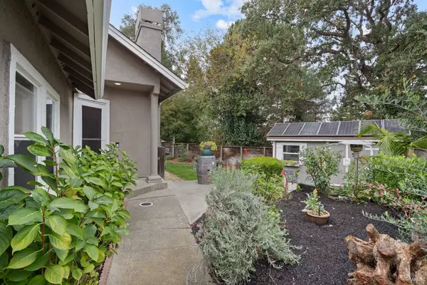 Cotati, CA 94931,121 Forno WAY