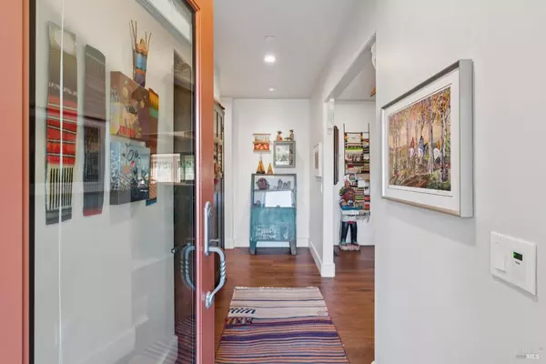 Sonoma, CA 95476,32 El Nido CT