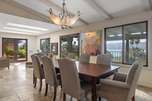 Benicia, CA 94510,1372 Bonita Bahia CT